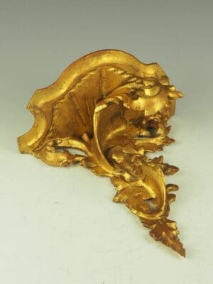Italian Old Venetian Wall Shelf, Rococo Giltwood Carved Acanthus Leaves