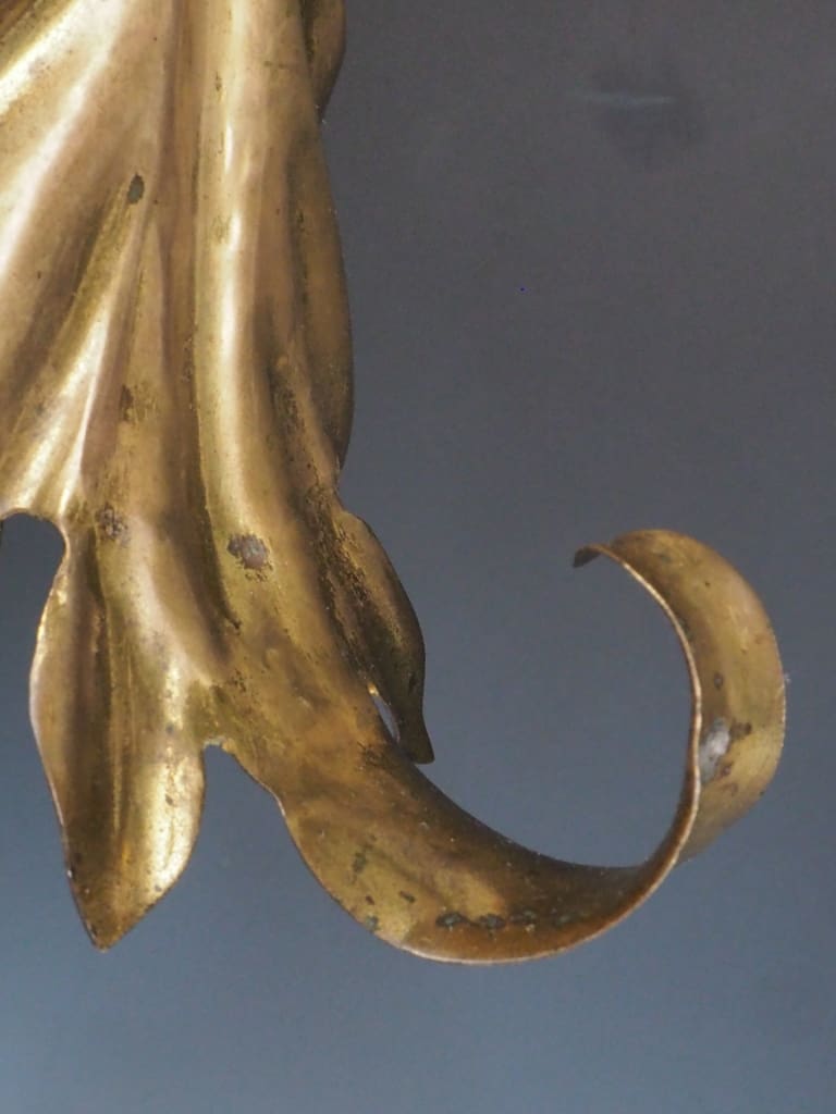 Hollywood Regency Gilt Leaf Pendant Light