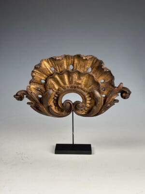 Antique Giltwood Carved Pediment on Stand – Late 18th / Early 19th Century